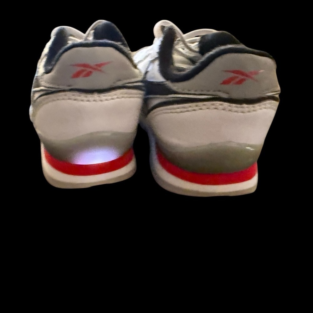 CLASSIC LEATHER STEP 'N' FLASH TODDLER 'WHITE VECTOR RED' - Picture 3 of 7